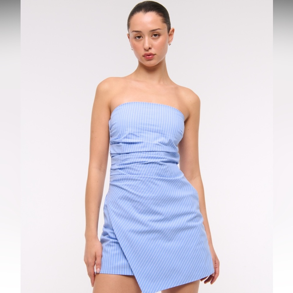 Abercrombie & Fitch Blue Ruched Strapless Sheath Dress